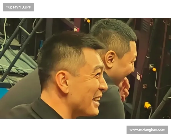 杨鸣赴美考察外援签证问题首次遇阻 上任五年从未遇到过此困扰 杨鸣赴美考察外援签证问题首次遇阻 上任五年从未遇到过此困扰